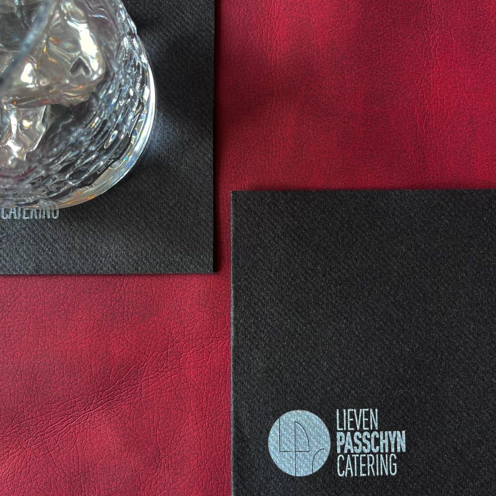 bedrukte servetten van Place add met logo